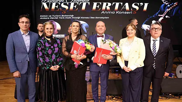 Bozkırın Tezenesi Neşet Ertaş, Vefatının 13. yıl dönümünde türkülerle anıldı