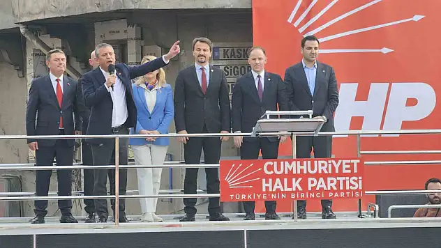 CHP Genel Başkanı Özel, Zonguldak mitinginde konuştu