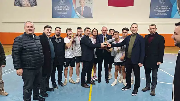 Çilimli'de kazanan dostluk oldu