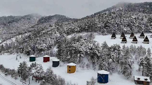 Çubuk Gölü'nde kış güzelliği
