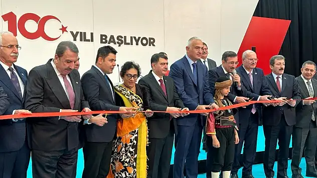 Cumhurbaşkanı Yardımcısı Yılmaz: ' Turizm yıl sonu hedefimiz 55 milyar doları aşmak'