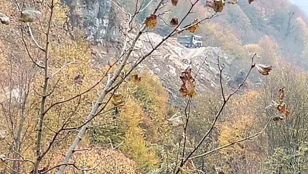 Dere yataklarına mesken atık ve moloz dökülüyor