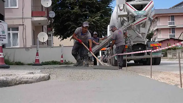 Düzce'de 12 kilometre yeni yol açıldı
