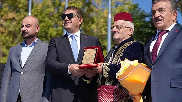 Düzce'de 25 yıldır pazarcılık yapan Geçgel, yılın Ahisi seçildi