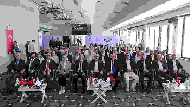 Düzce'de 7 ilin oda ve borsa başkanları ile turizm istişaresi