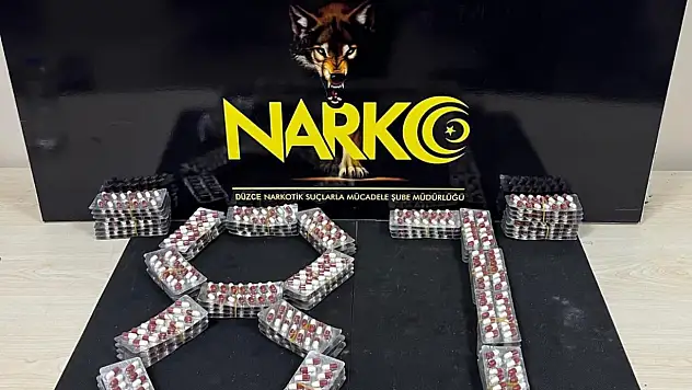 Düzce'de bin 735 adet sentetik ecza ele geçirildi