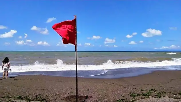 Düzce'de denize girilmemesi kararı alındı