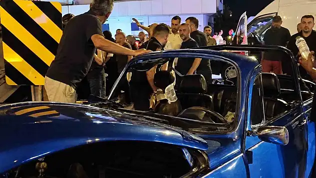 Otomobil ile hafif ticari araç çarpıştı: 3 yaralı