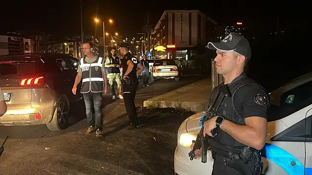 Polis aranan 16 kişiyi yakaladı