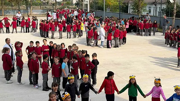 Düzce'de tüm okullarda eş zamanlı afet tatbikatı yapıldı