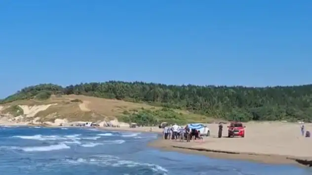 Engelli kızını boğulmaktan kurtaran baba defnedildi