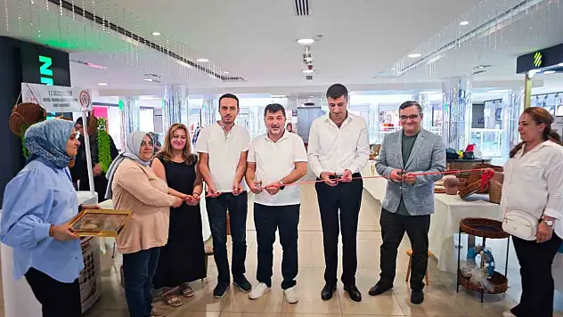 Geri dönüştürülen ürünlerden sergi açıldı
