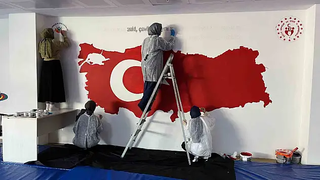 Güreş salonu renklendi