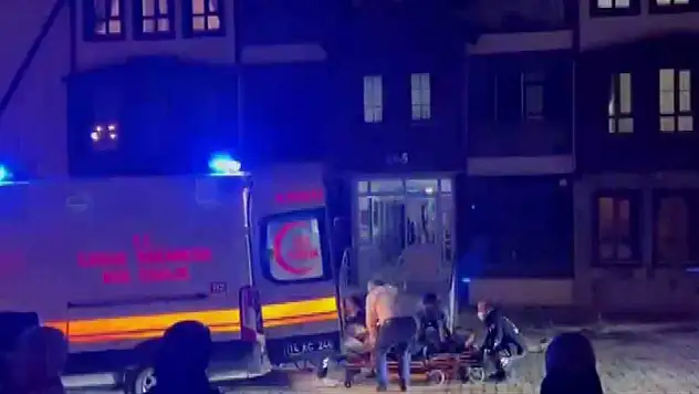 Haber alınamayan yaşlı kadın, evinde baygın halde bulundu