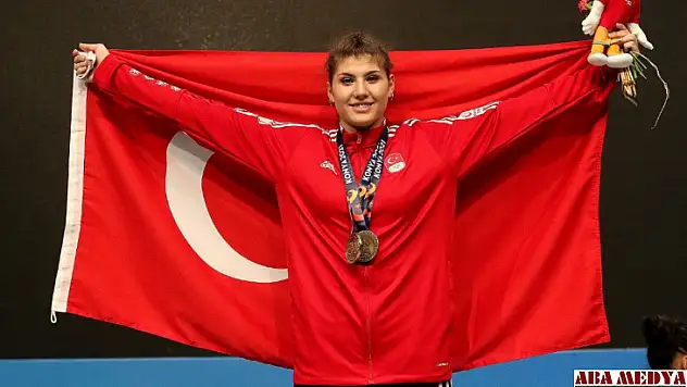 İki ayrı rekor kırdı