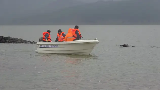 Kaçak avcıların ağları toplandı