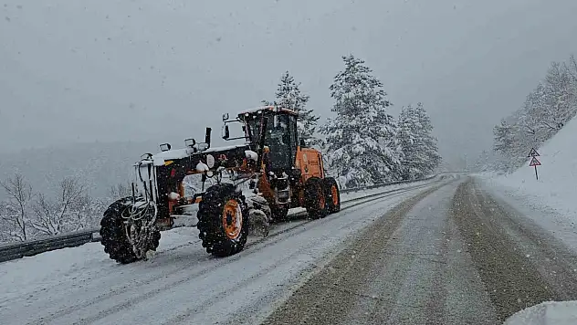 Karabük'te 85 köy yolu ulaşıma kapandı
