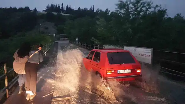 Karabük'te dolu ve sağanak etkili oldu
