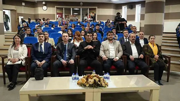 Karabük'te gençler ve firmalar Afrika pazarıyla tanıştı