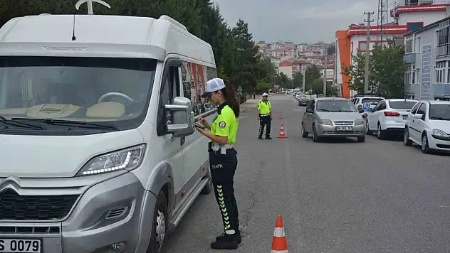 Karabük'te okul çevrelerinde güvenlik denetimi