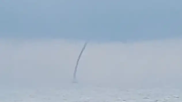 Karadeniz'deki dev hortum paniğe sebep oldu