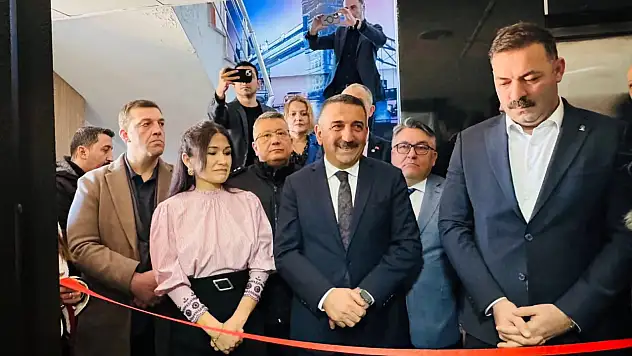 Karaelmas Gazeteciler Derneğinin yeni binası törenle açıldı