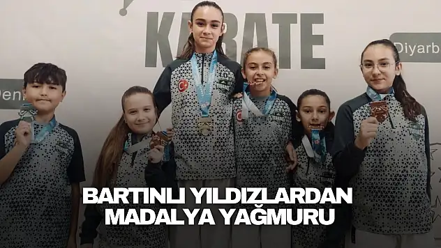 Karate Liginde Madalya Yağmuru