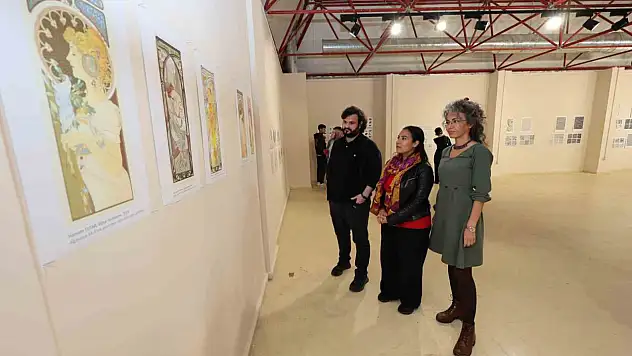 Karma sergi İlk Bakış izleyicileri ile buluştu