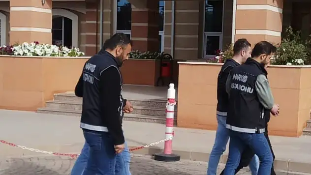 Kastamonu'da aranan 2 şahıs yakalandı