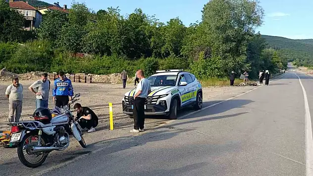 Çarpışan iki motosikletin sürücüsü yaralandı