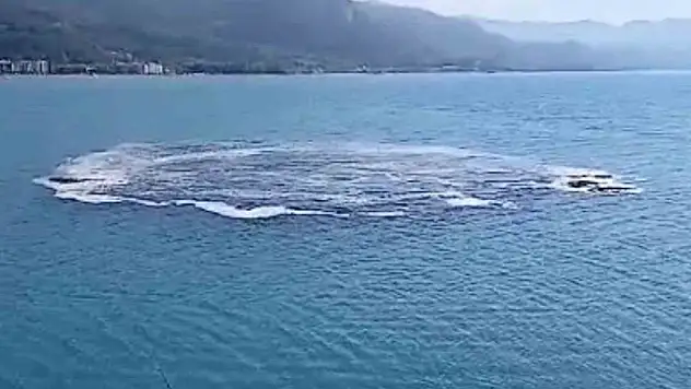 Kastamonu'da ilginç olay: Deniz 10 dakika boyunca kabarınca vatandaşlar panik yaşadı