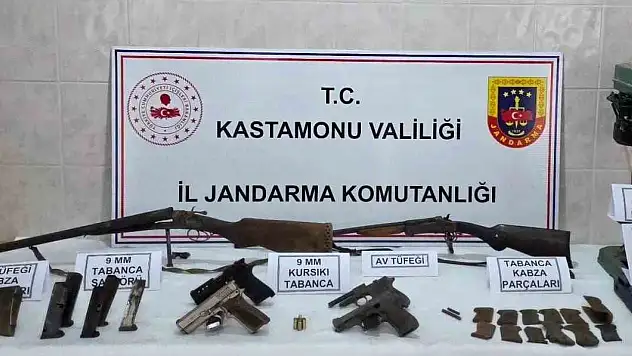 Kastamonu'da kaçak silah operasyonu