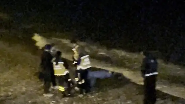 Kastamonu'da Karadeniz sahilinde kıyıya vurmuş erkek cesedi bulundu