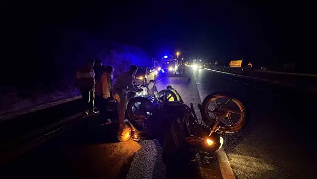 Kastamonu'da motosiklet traktöre çarptı: 1 yaralı