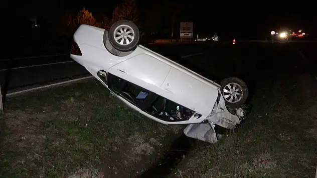 Kastamonu'da otomobil takla attı: 2 yaralı