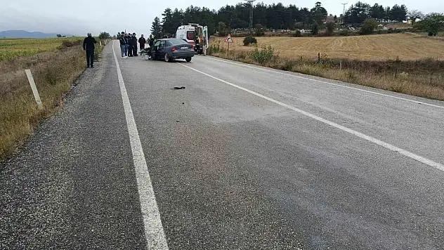 Kastamonu'da otomobiller kafa kafaya çarpıştı: 5 yaralı