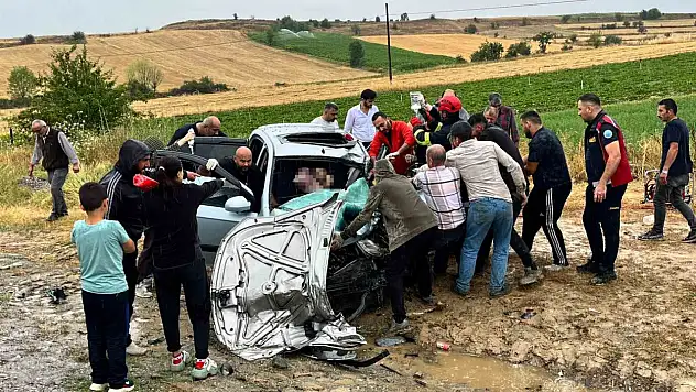 Kastamonu'da üç araç çarpıştı: 1 ölü, 5 yaralı