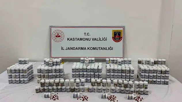Kastamonu merkezli 3 ilde zehir tacirlerine operasyon: 16 tutuklama