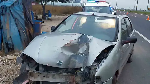 Kaza yaptı, aracını bırakıp gitti