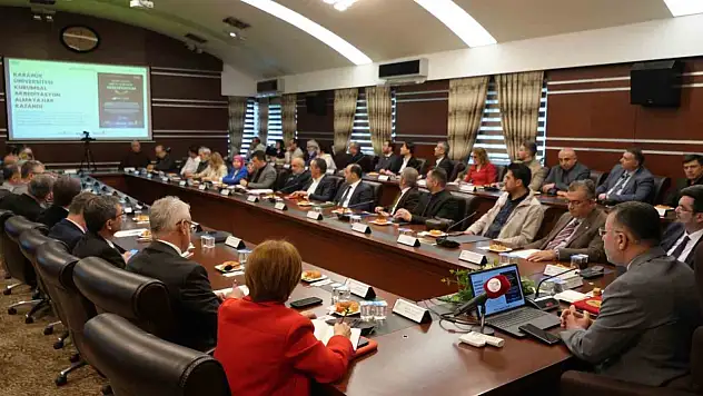 KBÜ Senatosu'nda akreditasyon ve uluslararası gelişmeler görüşüldü