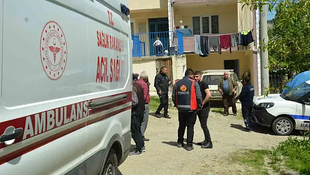 Kendisinden haber alınamayan yaşlı adam evinde ölü bulundu