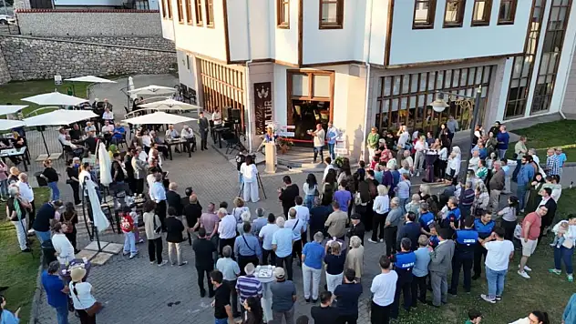 Kent Kafe Kültür hizmete açıldı