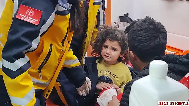 Küçük Mina 37 saat sonra kurtarıldı