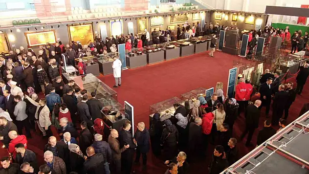 Kutsal emanetlere Kastamonu'da yoğun ilgi