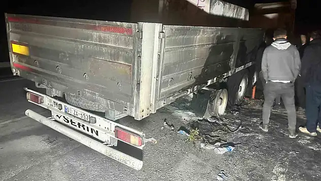 Mermer blok yüklü tırda yangın