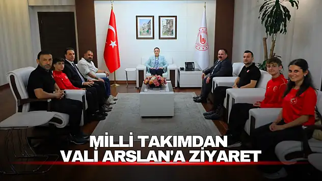 Millî Takımdan Vali Arslan'a Ziyaret