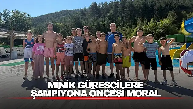 Minik Güreşçilere Şampiyona Öncesi Moral