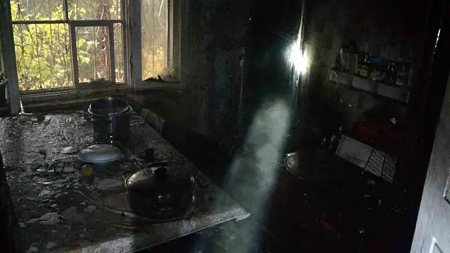 Mutfakta çıkan yangın söndürüldü