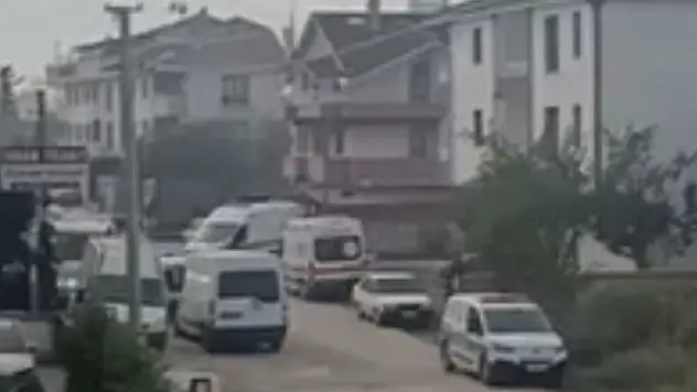 Ocakta unutulan çaydanlık yandı: 2 kişi hastanelik oldu