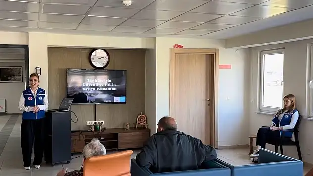 Öğrencilerden yaşlılara dijital destek